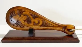 الجائزة الخاصة SP-36: Maori Patu on Stand من New Zealand